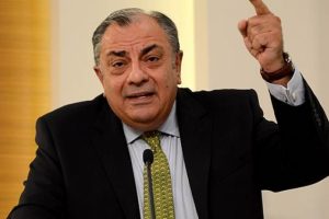 T&uuml;rkeş: Avrupa'nın ortasında  ufacık toprak par&ccedil;asısın, ordun bile yok