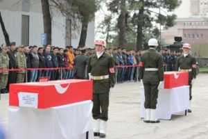 Sur şehitleri memleketlerine uğurlandı
