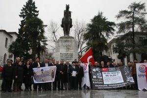 Bursa'da Hocalı Soykırımını protesto ettiler!