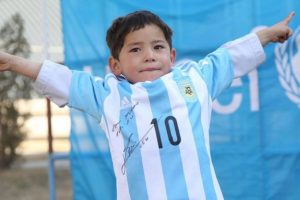 Messi hayalleri ger&ccedil;eğe d&ouml;n&uuml;şt&uuml;rd&uuml;