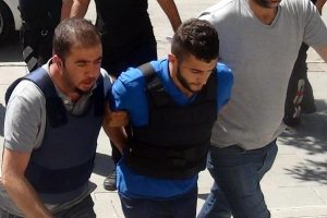 Nişanlısı ve kayınpederini &ouml;ld&uuml;ren kasaba &ouml;m&uuml;r boyu hapis istemi
