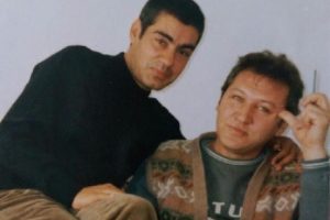 Kuzenini balkondan atan sanığa 25 yıl hapis