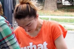 Evlilik dışı bebeği yola terke 1.5 yıl hapis