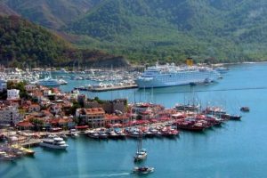 Marmaris'te gemi turizmi Mart'a hareketlenecek