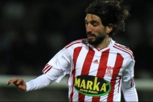 Sivasspor'un yıldız futbolcusu sakatlandı