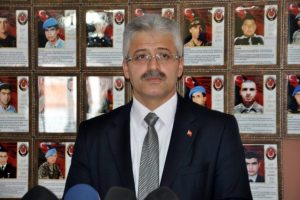 Taziyeye giden HDP'li vekile tepki