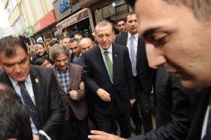 Cumhurbaşkanı Erdoğan doğum g&uuml;n&uuml;nde Kasımpaşa'da
