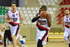 Eskişehir Basket, Pertevniyal Gen&ccedil;lik deplasmanında