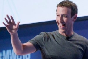 Mark Zuckerberg, Tim Cook'u Ge&ccedil;ti!