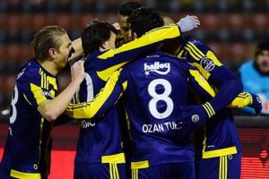 Fenerbah&ccedil;e rakibini u&ccedil;akta &ouml;ğrendi