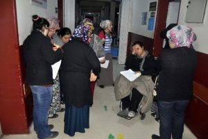 60 iş&ccedil;i amonyak gazından zehirlendi