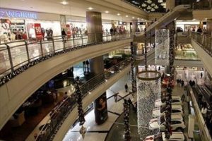 'AVM'lere sınırlama ticarete ihanettir'