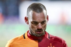Sneijder'in menajerinden Mustafa Denizli yorumu
