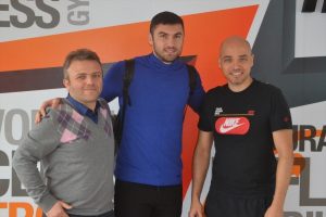 Burak Yılmaz T&uuml;rkiye'den &ouml;zel fizyoterapist istiyor