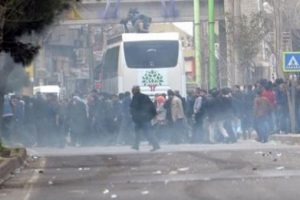Diyarbakır karıştı