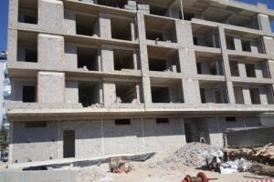 3'&uuml;nc&uuml; kattan d&uuml;şen inşaat iş&ccedil;isi &ouml;ld&uuml;