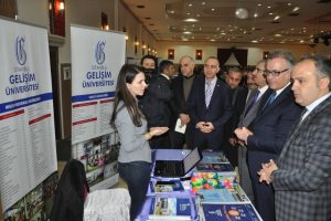 Bursa İneg&ouml;l'de 3 bin gen&ccedil; gelecekleri i&ccedil;in adım attı