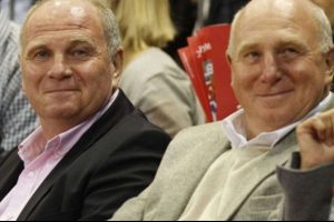 Bayern M&uuml;nih eski başkanı Uli Hoeness tahliye oldu!