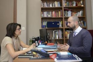 TBMM'nin g&ouml;r&uuml;şt&uuml;ğ&uuml; kişisel verilerin korunmasına ilişkin yasa tasarısı eleştiriliyor
