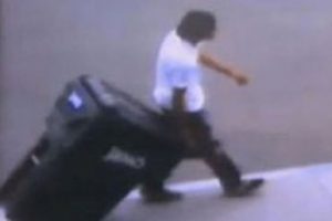 &Ouml;ğretmenine okulda tecav&uuml;z edip &ouml;ld&uuml;rd&uuml;