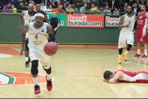 Banvit deplasmanda tur arayacak!