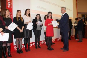Bursa'da KALBİR kursuna katılıp sertifika aldılar