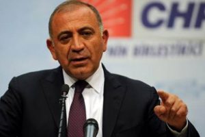 G&uuml;rsel Tekin hakkında "Cumhurbaşkanı'na hakaret" fezlekesi