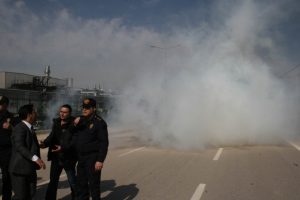 Bursa'da Oyak Renault &ouml;n&uuml;nde iş&ccedil;i eylemi