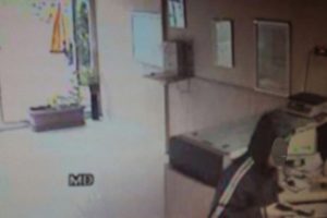 PTT şubesini soyan polis &ccedil;ıktı