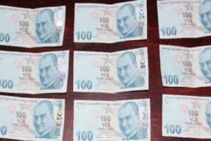 Amasya'da sahte paraya 2 g&ouml;zaltı