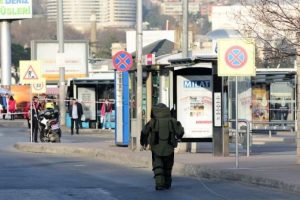 İstanbul Kabataş'ta ş&uuml;pheli &ccedil;anta paniği