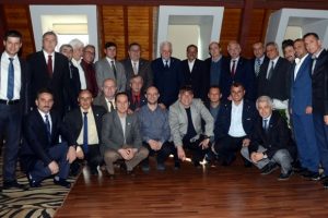 Ali Ay: "Kalıcı geliri olan bir Bursaspor oluşturmayı hedefliyoruz"