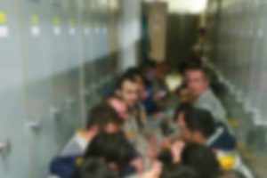 Bursa'daki Renault fabrikasında &uuml;retime tekrar başlandı