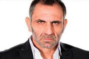 G&uuml;rkan Uygun'un en zor rol&uuml;...