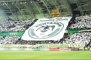 Konyaspor taraftarı, Beşiktaş ma&ccedil;ında şova hazırlanıyor