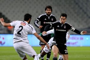 Beşiktaş'ta g&ouml;zler Konyaspor'a &ccedil;evrildi