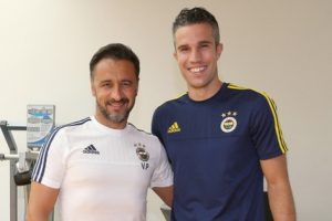 En &ccedil;ok Robin Van Persie ve Pereira haber oldu