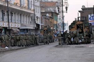 PKK şehirlerdeki saldırılarını s&uuml;rd&uuml;r&uuml;yor
