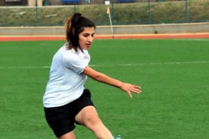 B&uuml;şra 15 ma&ccedil;ta 43 gol attı: "Hedefim milli takım"