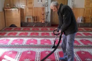 Bursa Yıldırım'da camiler temizleniyor