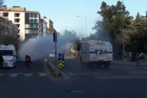 Diyarbakır'da olaylar &ccedil;ıktı