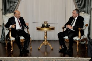 Bakan Fikri Işık'tan Akıncı'ya ziyaret