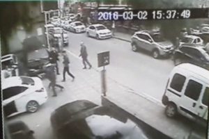 Husumetlisine kurşun yağdırdı