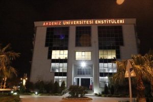 3. kattan atlayan kadın ağır yaralandı