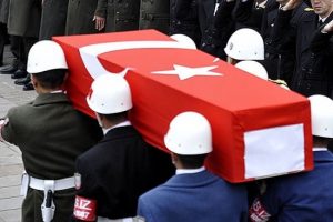 Mardin'de &ccedil;atışma: 3 asker şehit oldu