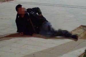 Eşcinsel ilişki teklif edince bı&ccedil;aklandı