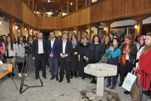 Bursa'da otantik nakışlar g&ouml;z kamaştırdı