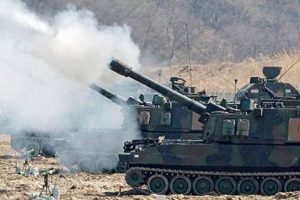 İl&ccedil;ede ter&ouml;ristlerin sıkıştırıldığı b&ouml;lgeye top atışları yapıldı