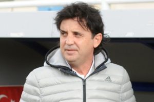 Bucaspor teknik direkt&ouml;r&uuml; Kaya, faturayı futbolculara kesti