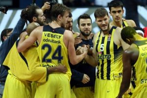 Fenerbah&ccedil;e seriyi s&uuml;rd&uuml;rmek istiyor!